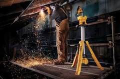 Đèn pin 20V Dewalt DCL079N-KR