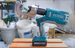 Máy ép COS thủy lực dùng pin 20V TCTLI2002 TOTAL