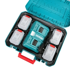 Bộ 4 pin và 1 sạc P20S TFBCLI20244 TOTAL