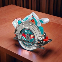 Máy cưa đĩa tròn không chổi than dùng pin Lithium 20V (không kèm pin và sạc) TSLI1652 TOTAL