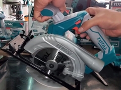 Máy cưa đĩa tròn dùng pin 20V TSLI1401 TOTAL