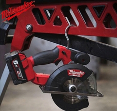 Máy cắt kim loại Milwaukee M18 FMCS-0X ( Chưa Pin & Sạc )