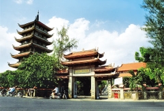 Những ngôi chùa cổ giữa lòng Sài Gòn