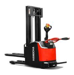 Sử dụng xe nâng điện pallet đứng lái trong kho nhỏ có được không?