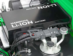 Nguyên Nhân Gây Ra Tình Trạng Xe Nâng Điện Chạy Chậm Dù Pin Đầy