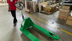 Loại xe nâng tay nào phù hợp với nhu cầu kinh doanh của bạn?