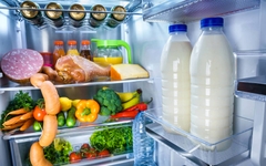 Cách bảo quản sữa bò mới vắt để được lâu hơn