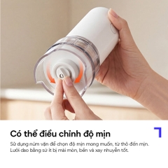 Máy xay tiêu & muối cốc đôi LocknLock 1 chạm CKO119WHT dùng pin sạc