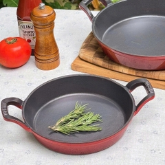 Chảo gang 2 tay cầm Oceno màu đỏ phủ men gốm chống dính tự nhiên bền bỉ an toàn