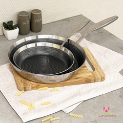 Chảo đúc inox chống dính hoa văn nổi 3 lớp đáy liền Tri-Ply Kaiyo (Chảo nông)