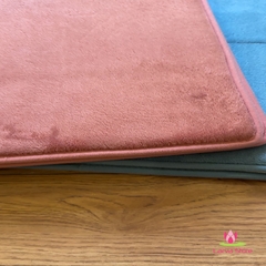 Thảm chùi chân LocknLock MAT515