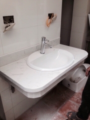 Đá trắng ý
