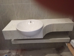 Đá trắng ý
