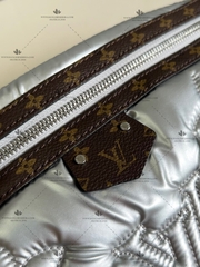 LV MAXI BUMBAG M20971 - LIKE AUTH 99%
