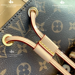 LV EXCURSION PM M46932 - LIKE AUTH 99%