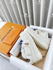 LV TRAINER MAXI SNEAKER 1AB8RT - LIKE AUTH 99%