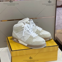 FENDI SNEAKERS - LIKE AUTH 99%