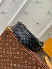 LV LOOP M22591 - LIKE AUTH 99%