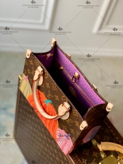 LV x YK ONTHEGO PM MONOGRAM CANVAS M46473 - LIKE AUTH 99%