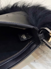 FENDI O'LOCK SWING - LIKE AUTH 99%