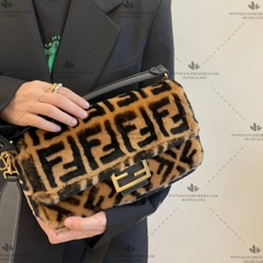 FENDI BAUGETTE - LIKE AUTH 99%