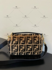 FENDI BAUGETTE - LIKE AUTH 99%