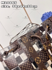 LV CHRISTOPHER BACKPACK M20865 - LIKE AUTH 99%
