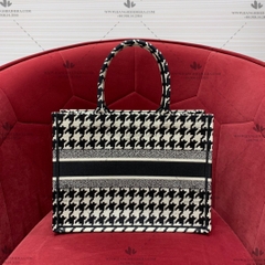 MEDIUM DIOR BOOKTOTE - LIKE AUTH 99%