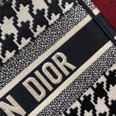 MEDIUM DIOR BOOKTOTE - LIKE AUTH 99%