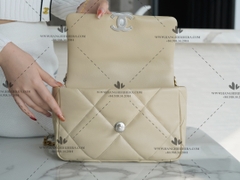 CHANEL 19 BAG AS1160 - LIKE AUTH 99%