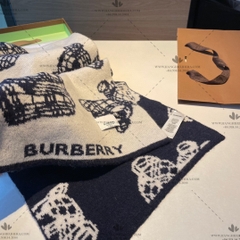 BURBERRY SCARF - LIKE AUTH 99%