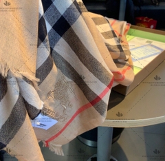 BURBERRY SCARF - LIKE AUTH 99%