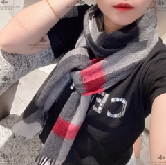BURBERRY SCARF - LIKE AUTH 99%