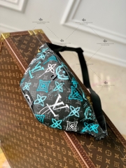 LV DISCOVERY BUMBAG M21397 - LIKE AUTH 99%