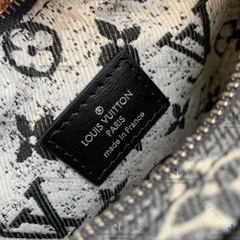 LV LOOP M21752 - LIKE AUTH 99%