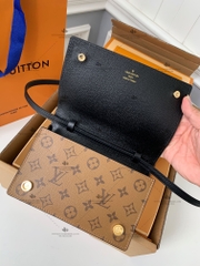 LV BOOK CHAIN WALLET M81830 - LIKE AUTH 99%