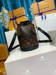 LV CANOE M83480 - LIKE AUTH 99%