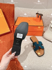 HERMES ORAN SANDALS - LIKE AUTH 99%