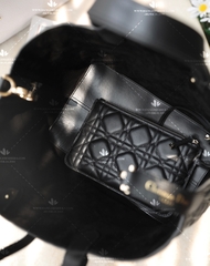 MEDIUM DIOR TOUJOURS BAG BLACK MACROCANNAGE CALFSKIN M2821OSHJ_M900 - LIKE AUTH 99%