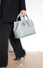 MEDIUM DIOR TOUJOURS BAG STONE GRAY MACROCANNAGE CALFSKIN M2821OSHJ_M41G - LIKE AUTH 99%