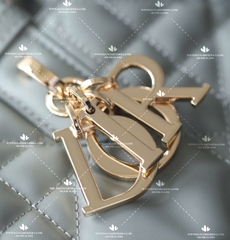 MEDIUM DIOR TOUJOURS BAG STONE GRAY MACROCANNAGE CALFSKIN M2821OSHJ_M41G - LIKE AUTH 99%
