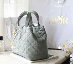 MEDIUM DIOR TOUJOURS BAG STONE GRAY MACROCANNAGE CALFSKIN M2821OSHJ_M41G - LIKE AUTH 99%