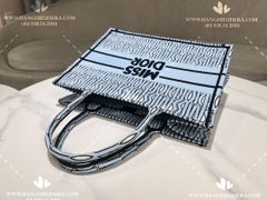 MEDIUM DIOR BOOKTOTE M44W - LIKE AUTH 99%