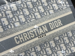 SMALL DIOR BOOKTOTE M20I - LIKE AUTH 99%