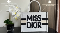 MEDIUM DIOR BOOKTOTE M19Q - LIKE AUTH 99%