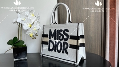 MEDIUM DIOR BOOKTOTE M19Q - LIKE AUTH 99%