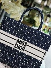 LARGE DIOR BOOKTOTE M19Q - LIKE AUTH 99%