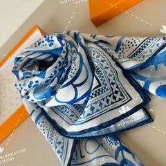 LV Square 90  - LV SCARF OEM