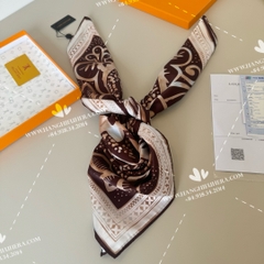 LV Square 90  - LV SCARF OEM