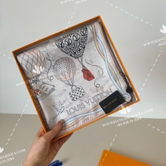 LV Up And Away Square 90 M79151 - LV SCARF OEM